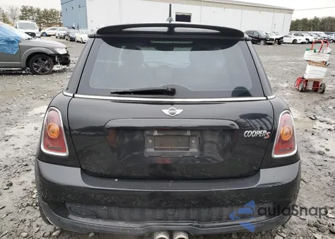 2010 Mini Cooper S из США, поврежденный, VIN WMWMF7C53ATZ69823